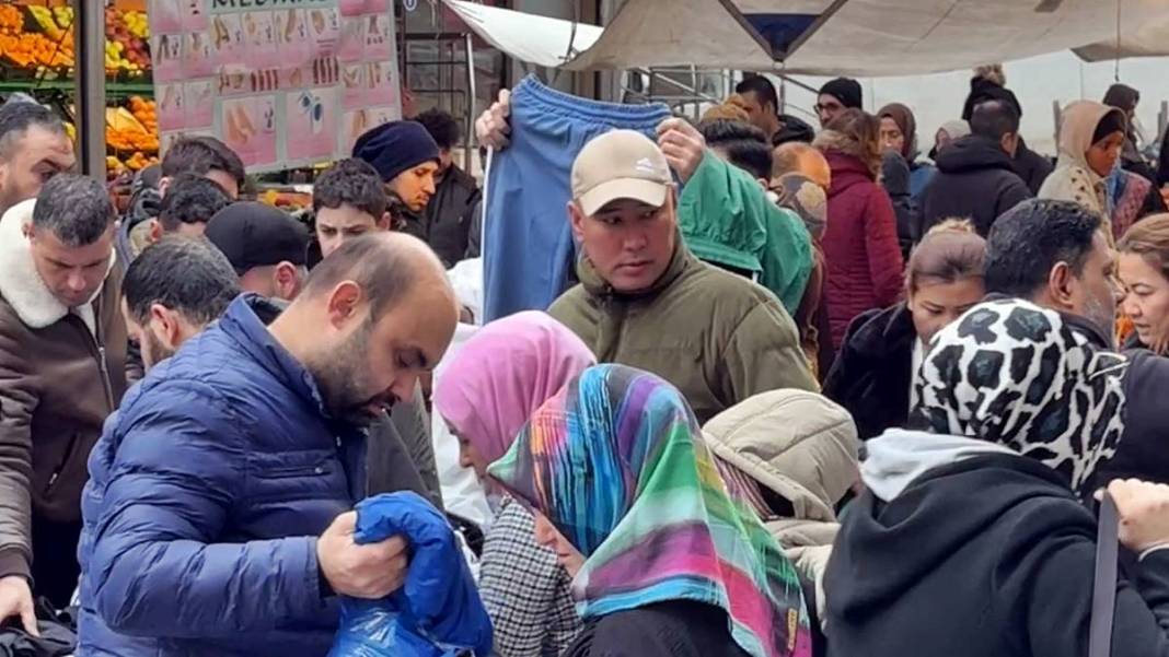 50 yıllık semt pazarına gidenler şoke oldu: Artık kurulmayacak! Meğer kaldırma kararını o kişiler aldırmış 3